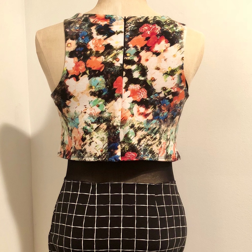3 FOR $20 Patterned Dress - Picture 4 of 8